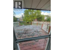 276 ERB Street E - 16
