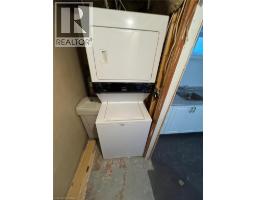 276 ERB Street E - 32