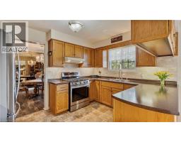 54 BEE Street - 15