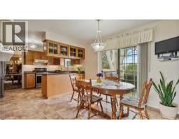 54 BEE Street - 19