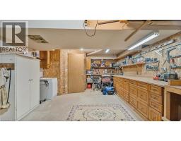54 BEE Street - 35