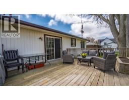54 BEE Street - 36