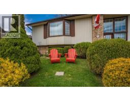 54 BEE Street - 6