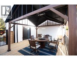 51 LESLIE Avenue - 39
