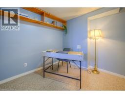 211 VERONICA Drive UnitNo. 10 - 16