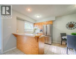 211 VERONICA Drive UnitNo. 10 - 3