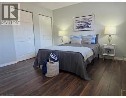 211 VERONICA Drive UnitNo. 10 - 7