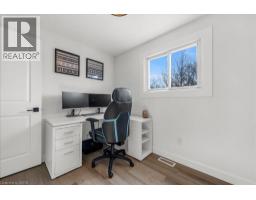 197 DUNSDON Street - 11
