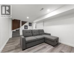 197 DUNSDON Street - 18