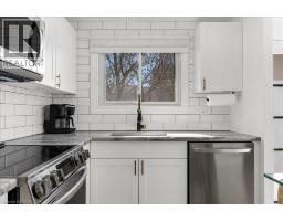 197 DUNSDON Street - 3