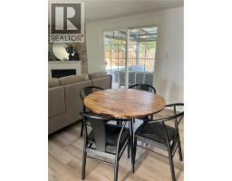197 DUNSDON Street - 31