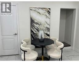 315 SIMCOE Street - 16