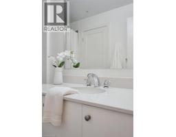 251 NORTHFIELD Drive E UnitNo. 516 - 19