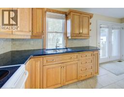 492 EPHRAIM Street - 13