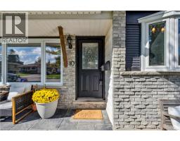 10 BROKEN OAK Crescent - 4