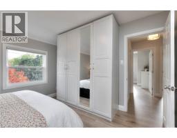 112 CEDAR Street S - 20