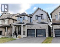 139 FAIREY CRESCENT Crescent - 2