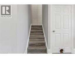 122 MOOREGATE Crescent - 20