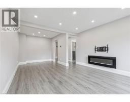 122 MOOREGATE Crescent - 7