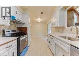 88 ELLIS Crescent S - 16