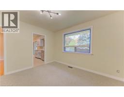 88 ELLIS Crescent S - 25