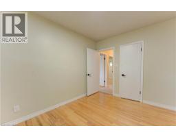 88 ELLIS Crescent S - 30