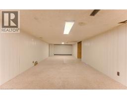 88 ELLIS Crescent S - 35