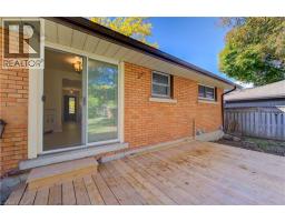 88 ELLIS Crescent S - 38