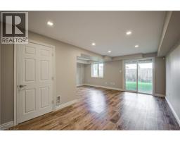 175 INGERSOLL Street N UnitNo. 22 - 35