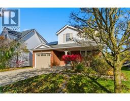 234 DARTMOOR Crescent - 10