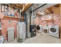 234 DARTMOOR Crescent - 34