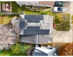 234 DARTMOOR Crescent - 4