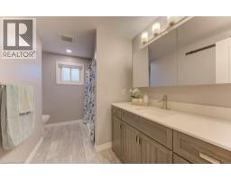 50 NEWBURY Drive - 13