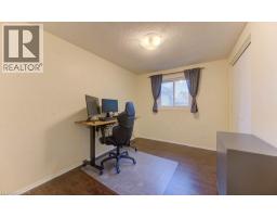 50 NEWBURY Drive - 14