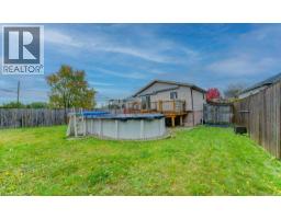 50 NEWBURY Drive - 27