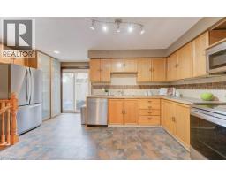50 NEWBURY Drive - 8