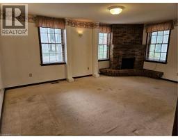 111 SNYDER S Road W - 12