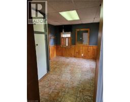 111 SNYDER S Road W - 13