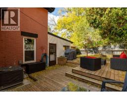 6 GLANVILLE Avenue - 33