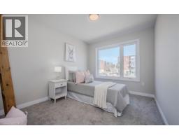 73 AYR MEADOWS Crescent - 22