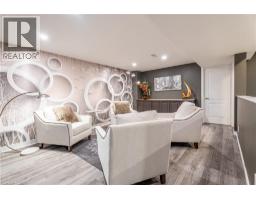 75 BEASLEY Crescent UnitNo. 9 - 33