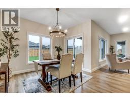 54 DUCHESS Drive - 11