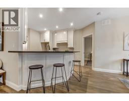 54 DUCHESS Drive - 8