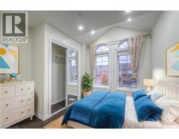 52 WEATHERALL Avenue - 16