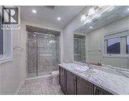 52 WEATHERALL Avenue - 28