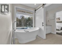 434869 ZORRA Line - 24