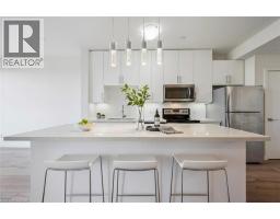 690 KING Street W UnitNo. 622 - 3