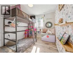 10 BROKEN OAK Crescent - 14