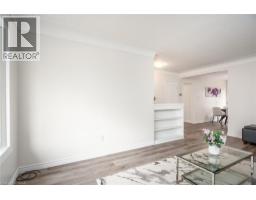 63 ELLIS Crescent S - 12