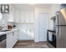 63 ELLIS Crescent S - 17